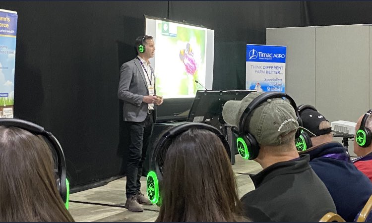 Great day at <a href="/lowcarbonagri/">Low Carbon Agriculture</a> talking on the path to net zero with <a href="/LEAF_Farming/">LEAF</a> <a href="/hayneoak/">Liz Bowles</a> <a href="/FarmCO2Toolkit/">Farm Carbon Toolkit</a>                    📸<a href="/elliechurchill/">Ellie</a>