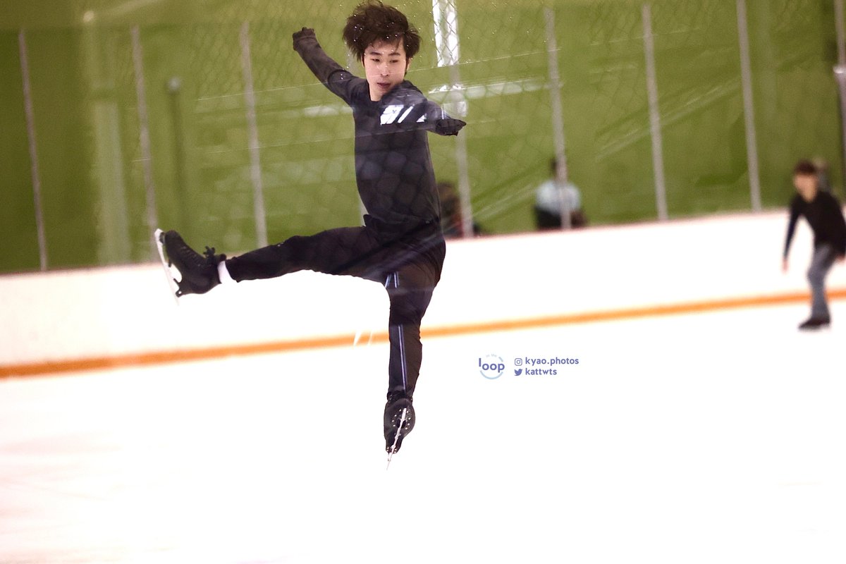 InTheLoPodcast's tweet photo. couldn’t resist a few extra 

#BoyangJin #金博洋 #4CC23 #4ContsFigure https://t.co/SC5pKwZKtA