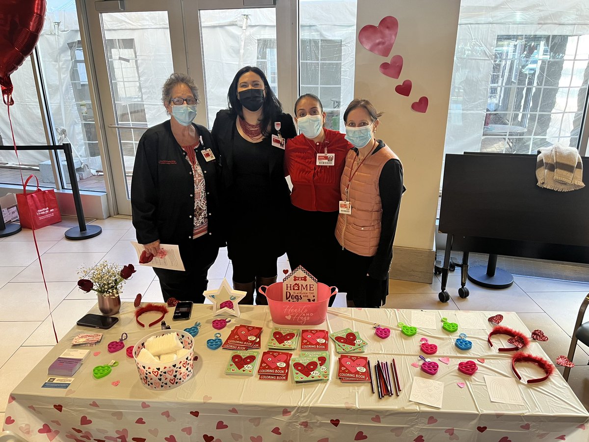Daniel_NYP's tweet photo. Lovin’ the inaugural Heart Health Wellness Fair at NYP Hudson Valley! Learning about heart disease prevention, women’s health, &amp; more! #HeartMonth❤️ @lorrena_rn https://t.co/bKBugGIzPs