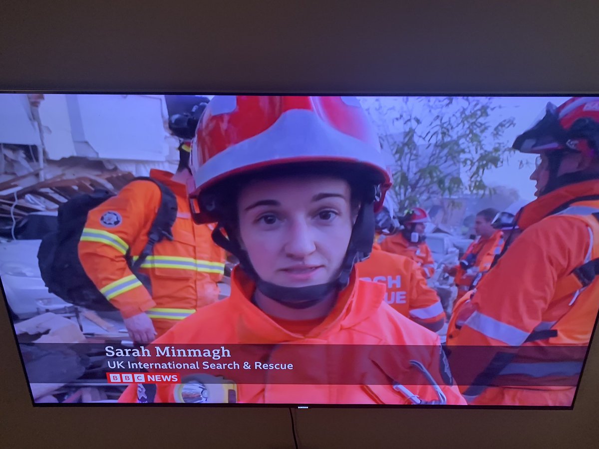 Proud to see @LondonFire firefighter on BBC News talking of rescuing a woman from collapsed building in Turkey after 50 hours. Scale is devastating but underlines importance of UK firefighters through @NFCC_FireChiefs & @UKISAR working with local & international colleagues