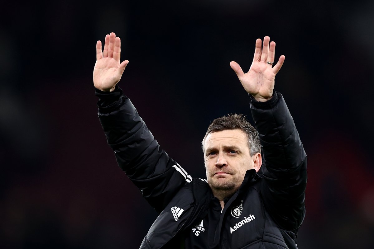 JoeDonnohue's tweet photo. Given an impossible job at short notice in arguably the biggest fixture of the season. Took the game to the opposition &amp; came away with a point. Man United had won 13 consecutive home matches before today. Only a temporary role for Michael Skubala - but a night to be remember. https://t.co/GpQygKJKk4