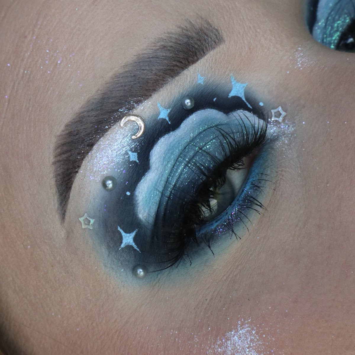 canadiansundae's tweet photo. The new Morphe Matte Essentials palettes are stunning! 💙

@MorpheBrushes - Matte Essentials Palette 9C
@MakeupRVLTN - Matte Lip Bomb in Delicate Brown, And Nude Charm, Sweet Cheeks in Fake The Flush
@MakeupByMario Surreal Foundation 5n 
@ColourPopCo - Miramar Bronzer https://t.co/snR85AmMJx