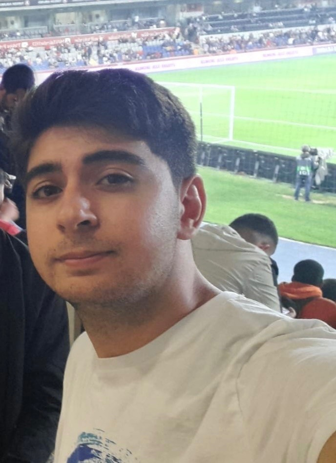 Sıra arkadaşımız Doğukan Alper Azkara 69 saattir ailesi ile enkaz altında yaşam mücadelesi veriyor. Lütfen çok acil destek‼️‼️

Yenişehir Mah. Dayızade Mehmet Efendi Caddesi Begüm apt No:2 Dulkadiroğlu
Baba telefonu: 0542656 52 84

@AKUT_Dernegi <a href="/AFADBaskanlik/">AFAD</a> <a href="/Kizilay/">Türk Kızılay</a> <a href="/BabalaTv/">BaBaLa TV</a>