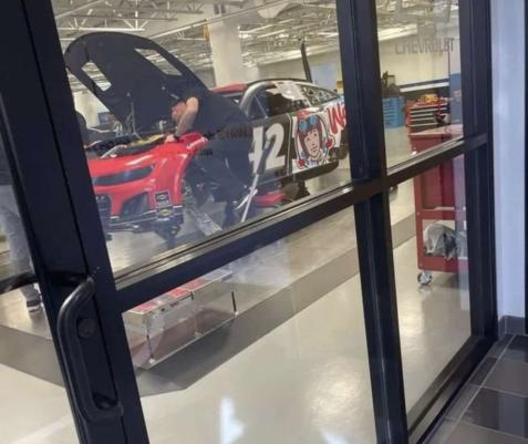 Daniel Kriete tweet media