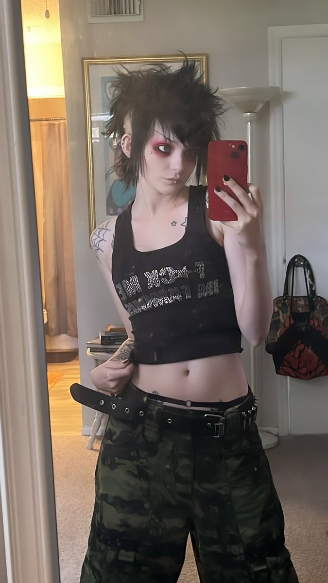 crashkween's tweet photo. Everyone step aside. I got this one https://t.co/EDtzuG6KXA