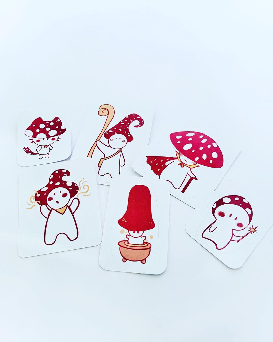 PearWitch's tweet photo. My shop is live!
Would love some support for my small business 

#ArtistOnTwitter  #mushroom #fantasy #EtsySellers #etsyshop 

https://t.co/gn0eUXnTKf https://t.co/TqHU187ysc