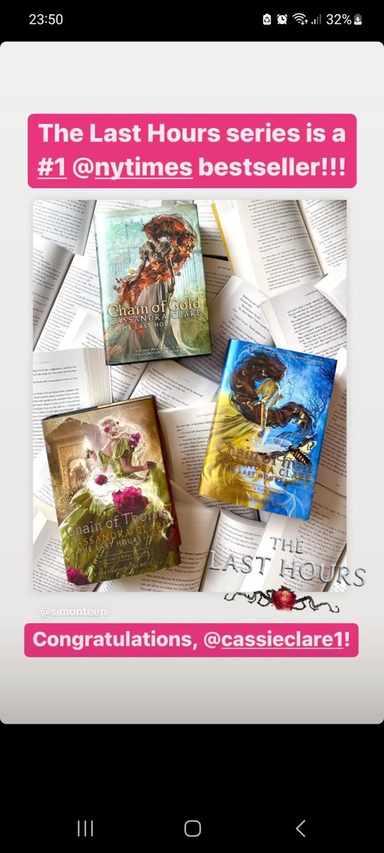 TMI_Source's tweet photo. CHAIN OF THORNS IS THE NUMBER ONE BESTSELLER!
Congratulations, @cassieclare 🌹😘➰️

Screenshot from @simonteen's IG https://t.co/L8SNVzS8mo