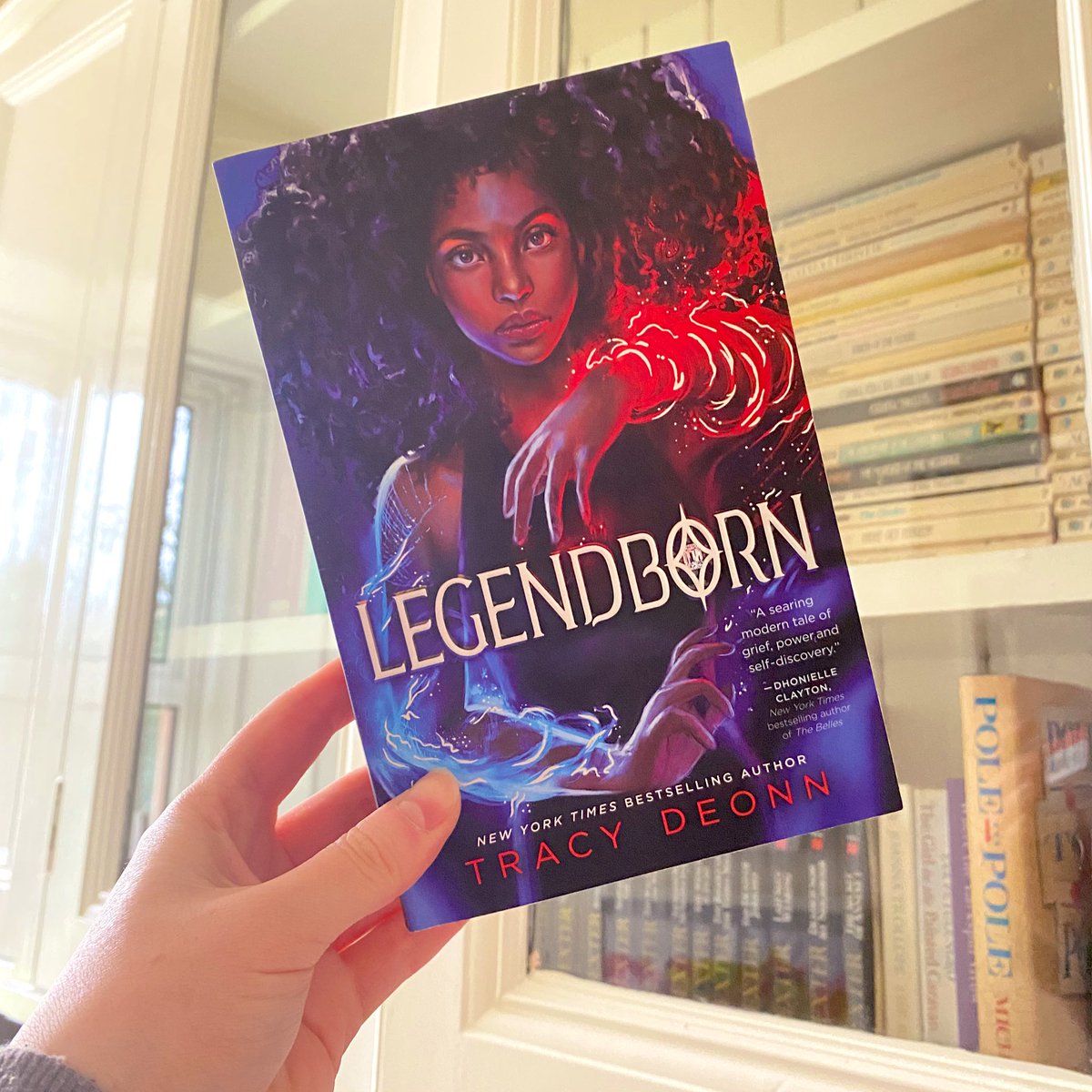 sallyreadsalot's tweet photo. Thank you so much @bonnerbooks for the giveaway prize! Excited to dive into #Legendborn ✨ https://t.co/JYxp6tamtK