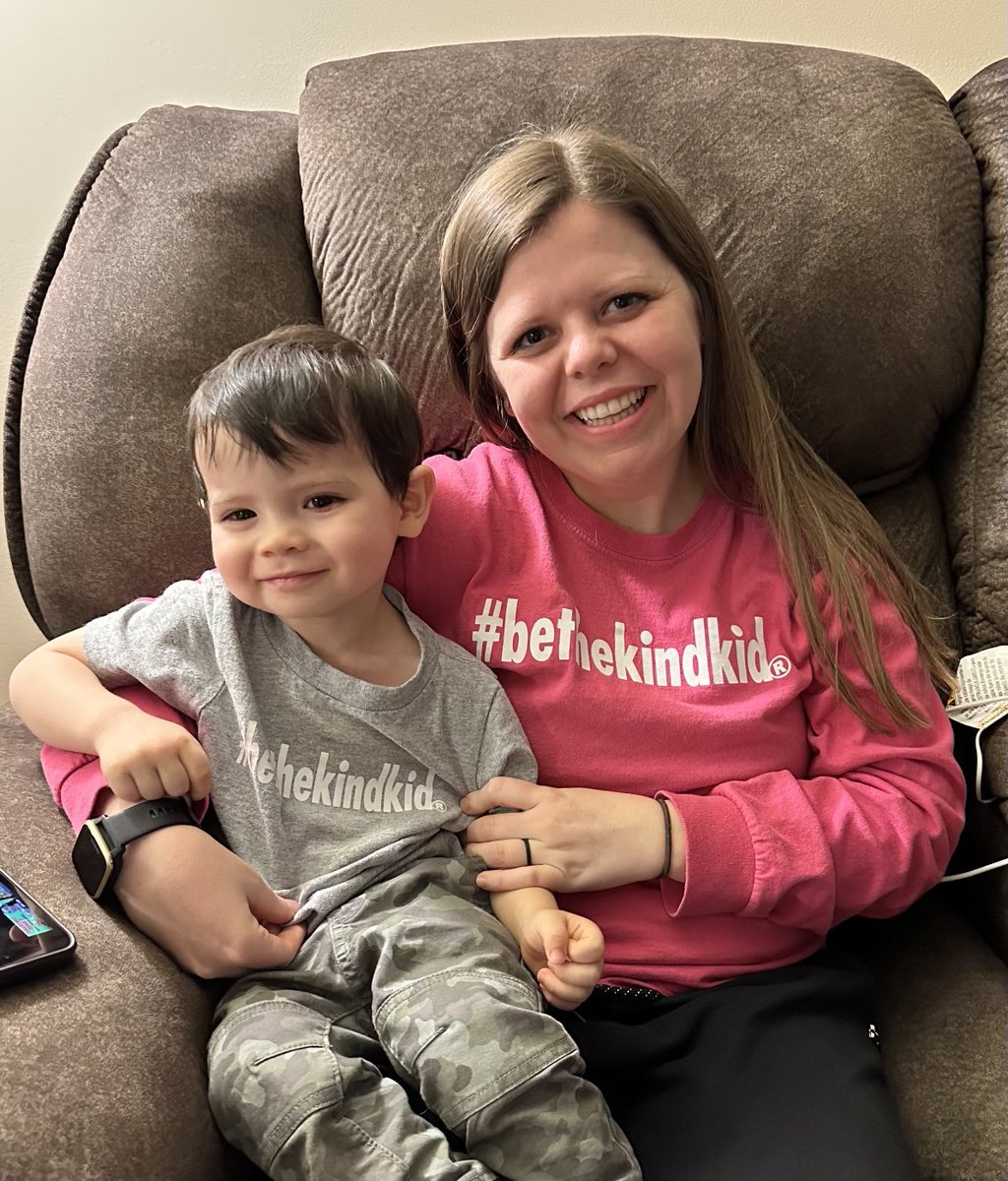 MeghanBright15's tweet photo. Teaching him young! #bethekindkid 🥰 https://t.co/erpWuz8Rc8