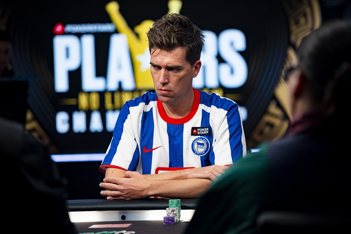 PokerStarsBR's tweet photo. Foram em torno de 400 jogadores com #PlatinumPass ao #PSPC, todos em busca de um sonho e dois deles se destacaram e voltaram para casa milionários! Veja a história de Menzel e Thum em nosso Blog: https://t.co/sRGBRrnxd4 https://t.co/ZycNgerOcz