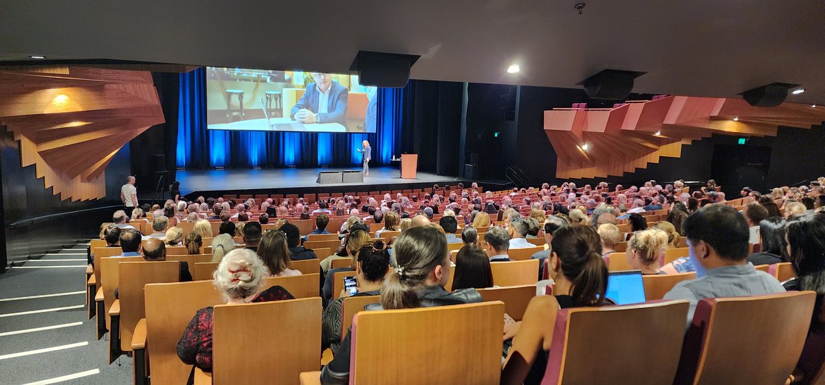 #xeroroadshow in #narrewarrwn is up and running.  @BGLdot happy to be supporting #xeroroadshow