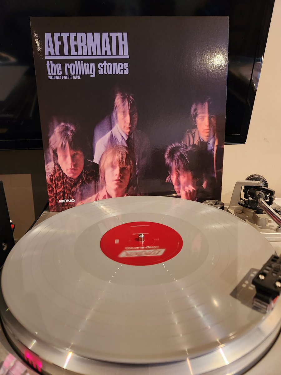 SpinVinyl1's tweet photo. More from The Rolling Stones mono box. Some of my favorite albums of all time are in this box. Finally getting to hear a few in mono for the first time.
#TheRollingStones #Aftermath #Flowers #BehindTheButtons #TheirSatanicMagestiesRequest #BeggersBanquet https://t.co/UMCUlEtZrA