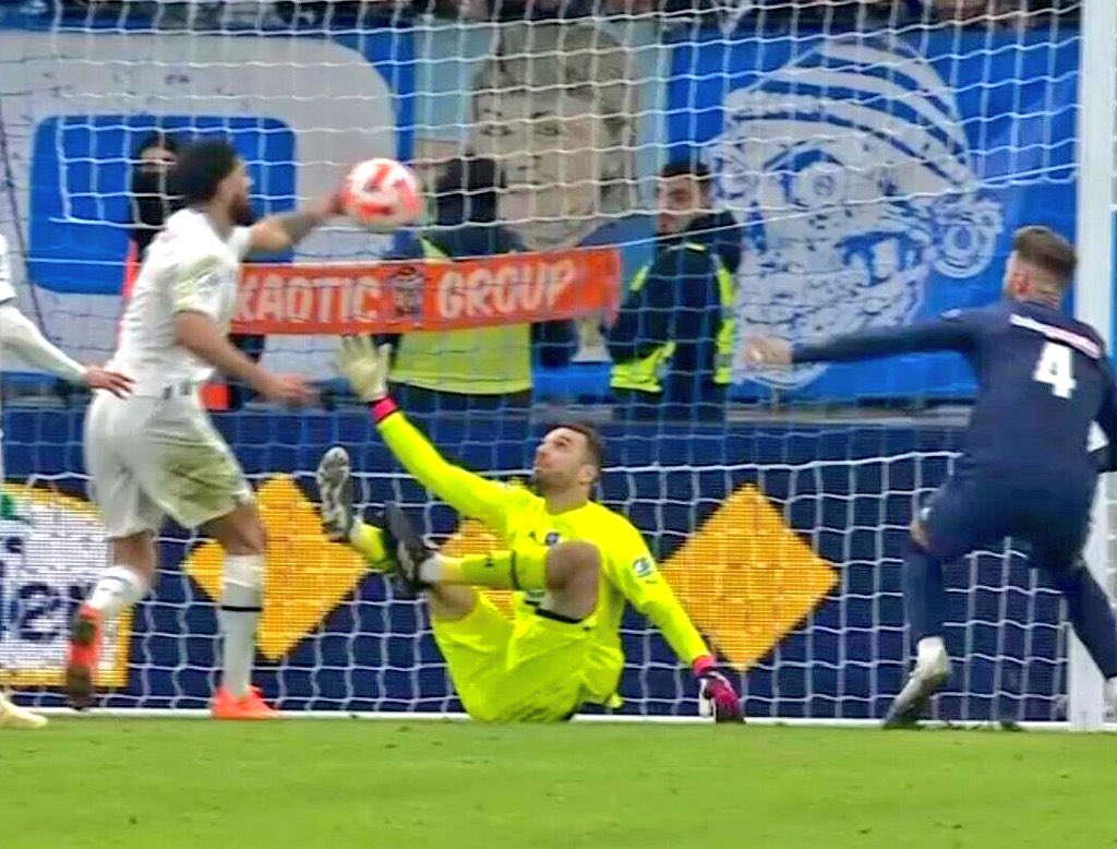 Jonatan MacHardy tweet media