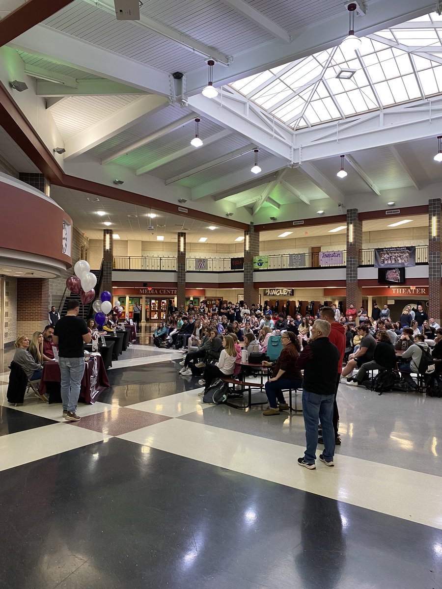 WillardSports's tweet photo. February Signing day at Willard High School! @willardschools @Willard_HS https://t.co/XT7paoRcBF