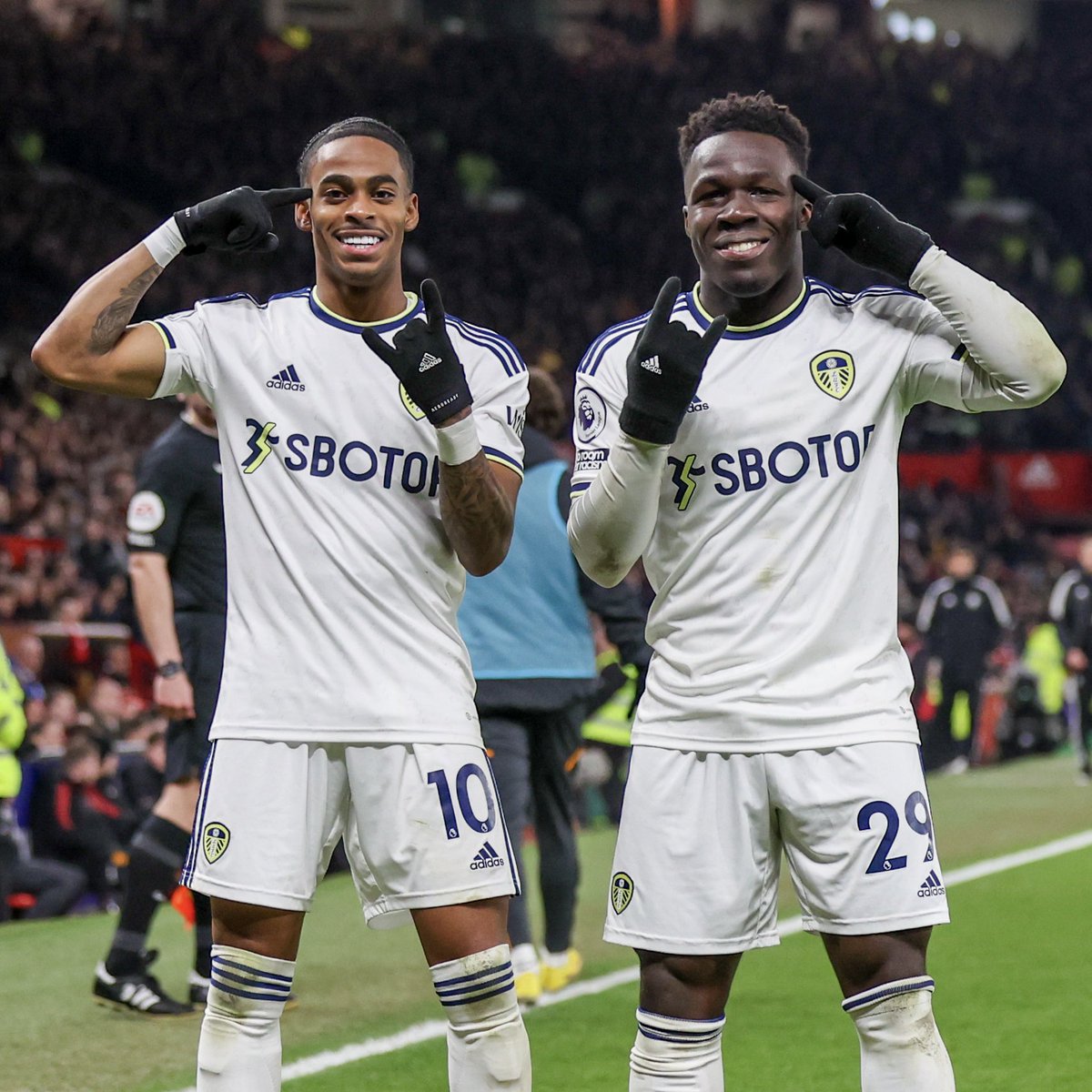 LUFC's tweet photo. 🔥 This duo! https://t.co/CvfSoBgSRK