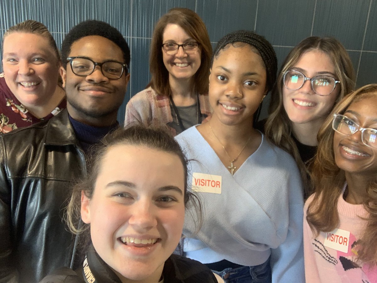 PrairieView_MS's tweet photo. It is always a great day when we have the opportunity to host aspiring educators! @ChamplinParkHS should be so proud of these student leaders!@AHSchools @ISD728 @NWSISD6078 #educatorsrising https://t.co/4X0TRNne10