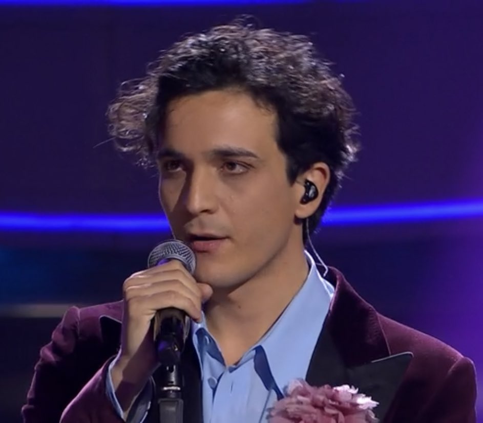 aleferaz's tweet photo. QUEST’ANNO LA FOTTUTA RIVINCITA DI TANANAI #Sanremo2023 https://t.co/18ml0Vi8f1