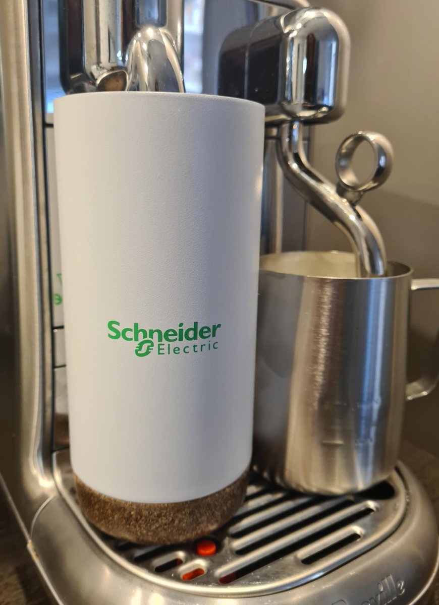 QuasarSystemsNZ's tweet photo. Thank you to our friends at @SchneiderElec 
Just in time for morning tea! https://t.co/wTce1Rc2IS