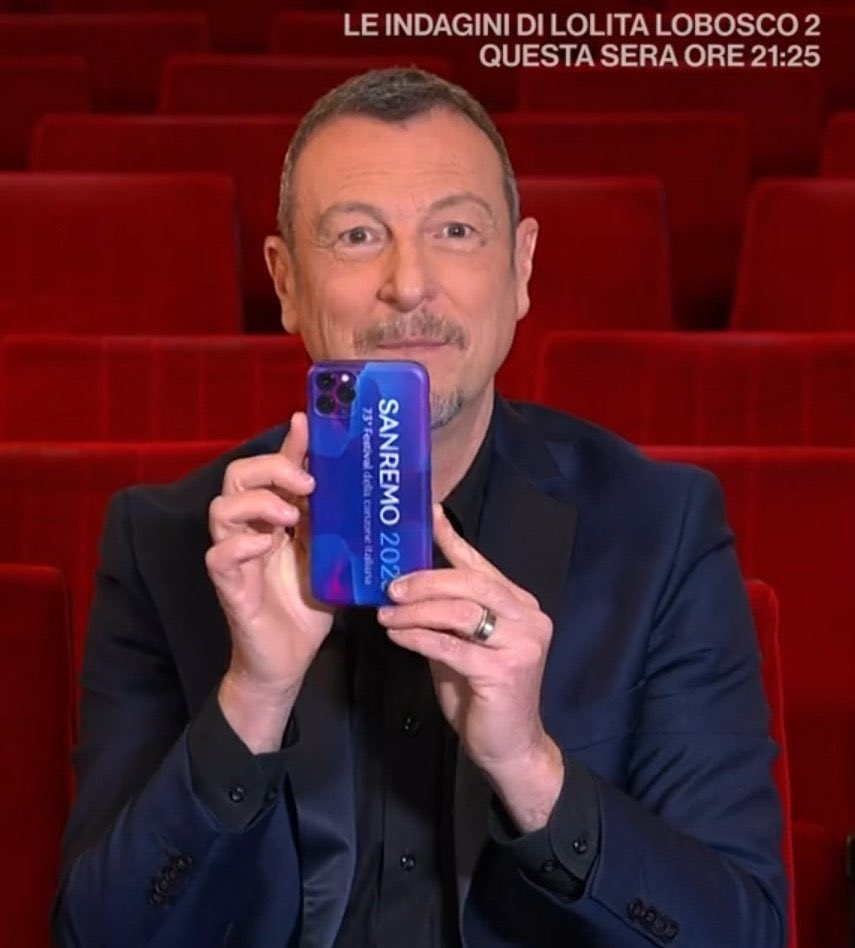 ervockfottuto's tweet photo. ROSA TANTA ROBA POSSO DIRVI MADE IN ITALY È STUPENDA 
#festivaldisanremo #Sanremo2023 https://t.co/pWqjHJsouz