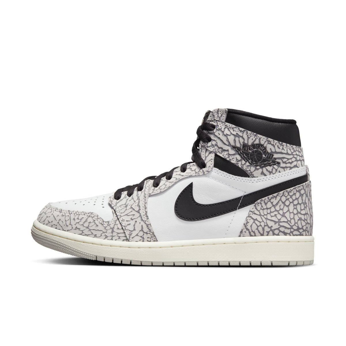 StashedSNKRS's tweet photo. Official images !

Air Jordan 1 Retro High OG 'White Cement'

March 25th https://t.co/e2ScrcKDcq