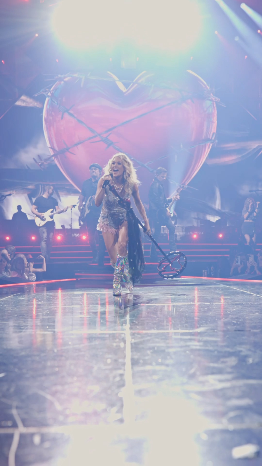 carrie-underwood-on-twitter-about-last-night-hatemyheart