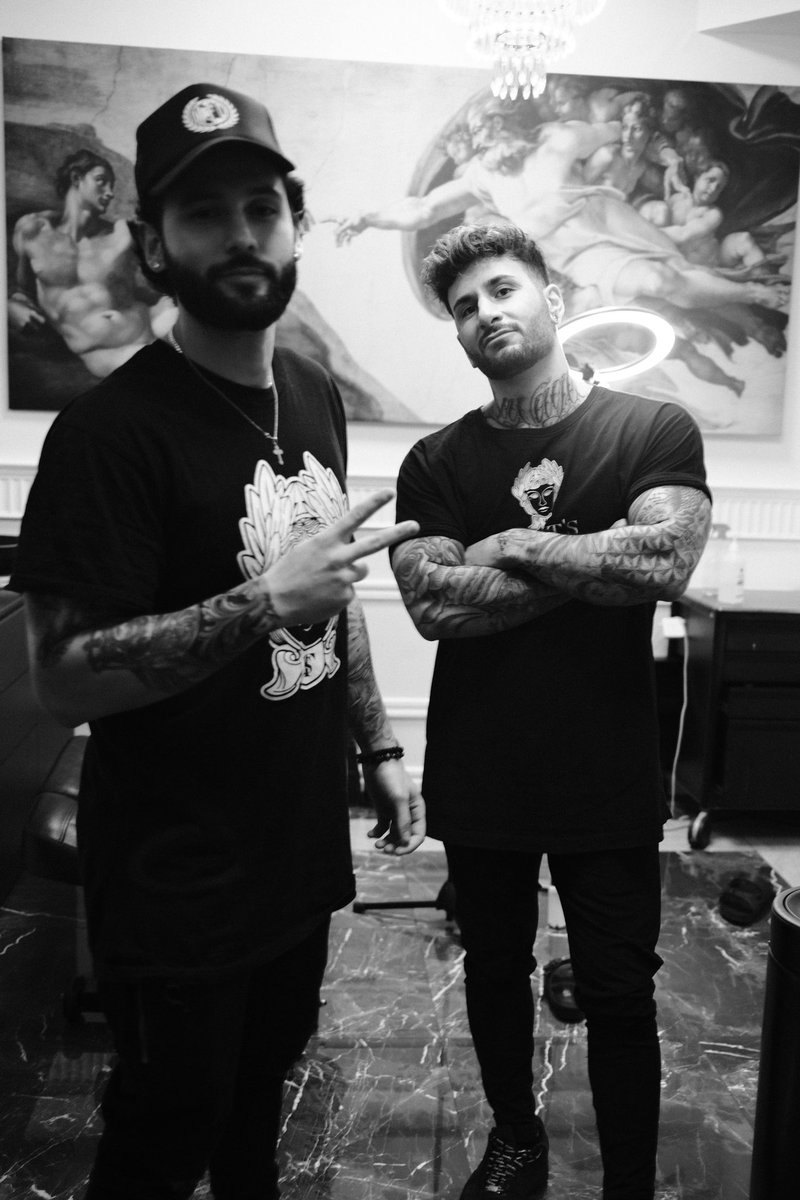 Spending my days with my homie <a href="/SteffBlurry/">Blurry</a> by my side at Saint’s Touch  is a true blessing long time no see boiiii 

LGFI 🏛️ <a href="/MetaTattooClub/">MTC | #LGFI 🏛</a>