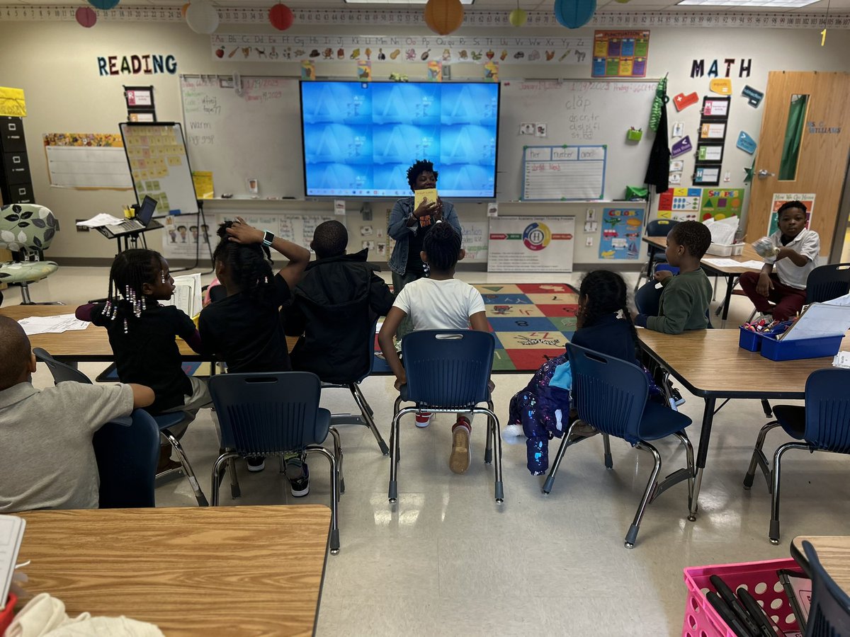 Mrs. Gaines doing what she does best for our scholars!! 👩🏾‍💼📖

Happy National Counselor’s Week <a href="/SchCounGaines/">Mrs. Gaines. Ed.S.</a>!! 💚💙💚

<a href="/APSHollisCrew/">Hollis Innovation Academy</a>  <a href="/apsupdate/">ATL Public Schools</a>