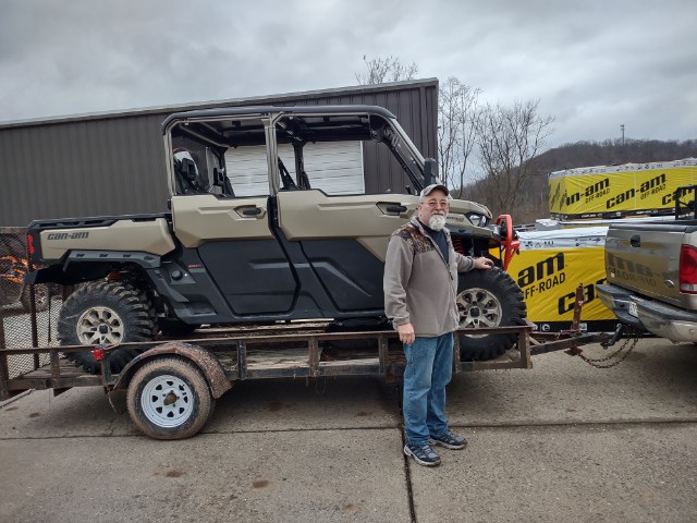 Special thanks to Mike Smith for his business on this 2023 Defender Max XMR 1000R with half doors. Matches his truck and tackles any job he can throw at it. #KOH #MUD #Can-Am #Defender #Defendermax #halfdoors #liquidtitanium #koh2023 #matchmytruck #ASPthankyou