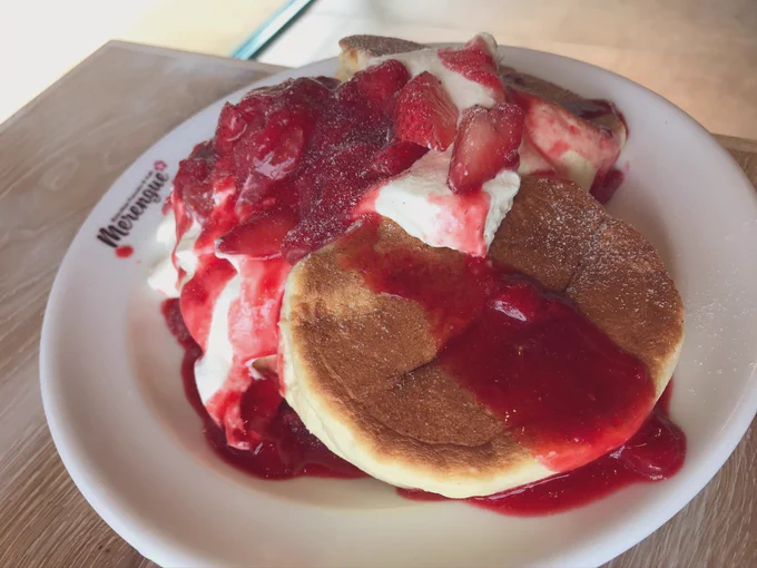 パンケーキをのせるなど 