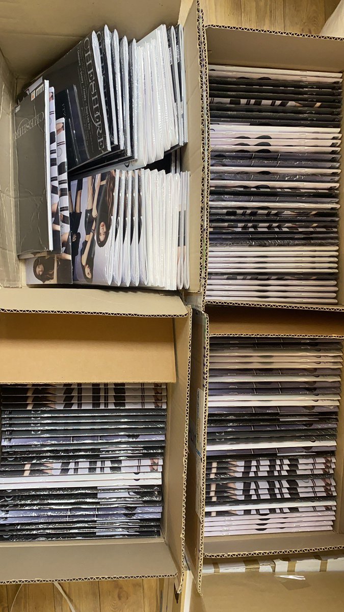 bluejayshop's tweet photo. #Bluejayshop_GA 
UNSEALED ENHYPEN GGU GGU AND SEALED ALBUM OF YOUR CHOICE GIVEAWAY | 2 winners 🥳

- follow us + @ririshopph 
- like and retweet 
- reply your desired album 

ENDS IN 3DAYS 🏃‍♀️ https://t.co/TwDXb5Wu84