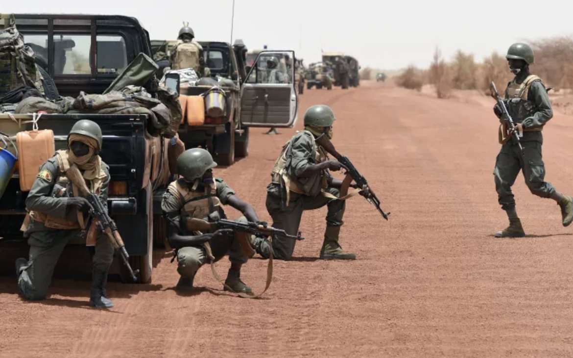 AJEnglish's tweet photo. The lack of employment is what is driving people to join fast-growing armed groups in sub-Saharan Africa, more than religious belief, the UN says https://t.co/V315TaeF3R https://t.co/2GFp5CM49V