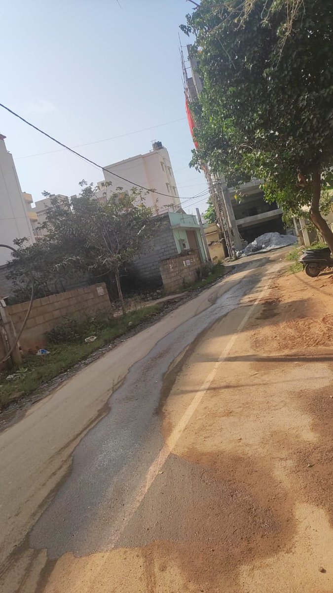 JagadishNP's tweet photo. @swaccha_bbmp @BbmpEast @BBMPCOMM @BBMPSWMSplComm 
Hi sir some people are letting drainage waste on the road and people are not able to walk on the road and it is very unhygienic and can cause health issues to surrounding people please take action
Place: 
https://t.co/6UmXbhsili https://t.co/bsYPu2ZJtb