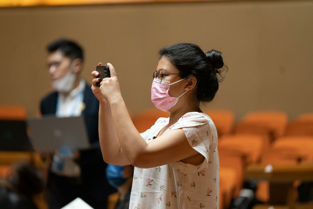 UNESCAP's tweet image. 📲#Tech offers better access to info, education &amp;amp; skills, but not all women can benefit from the opportunities it offers. #GenderGap, hinders their access &amp;amp; #GenderEquality.

300+ experts discussed solutions on closing the gender gap in #AsiaPacific at #CSW67 w/ @unwomenasia
