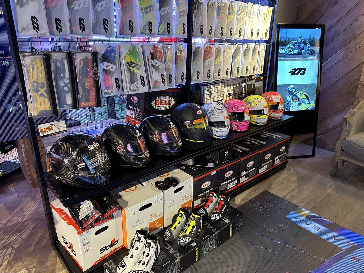 モノコレ東京展示会開催中
プロドライバーヘルメットやカーボンヘルメット、アルパインスターズ2023新商品 ZX V3グローブ -273最新モデルも展示販売中
土曜日までやってます！

LED TOKYO株式会社 LED TOKYOショールーム
〒151-0051 東京都渋谷区千駄ケ谷３丁目１６−１８