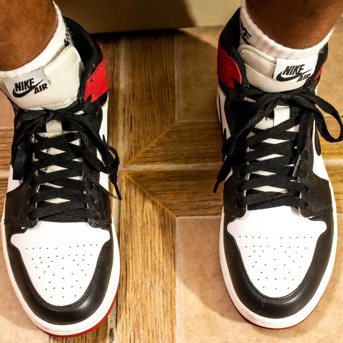 Nothinbutjays's tweet image. Repping the Brand Jordan Apparel!!!!! @nothinbutjays is Modeling off the

Jordan 23 Engineered Line
-Short Sleev Shirt &amp;amp; Shorts
-W/Nike Classic Logo Socks
-Featuring the Air Jordan 1 High Retro Black Toes
#modelteam #JumpmanAmbassador #snkrsliveheatingup #JordanYear #WeAreJordan