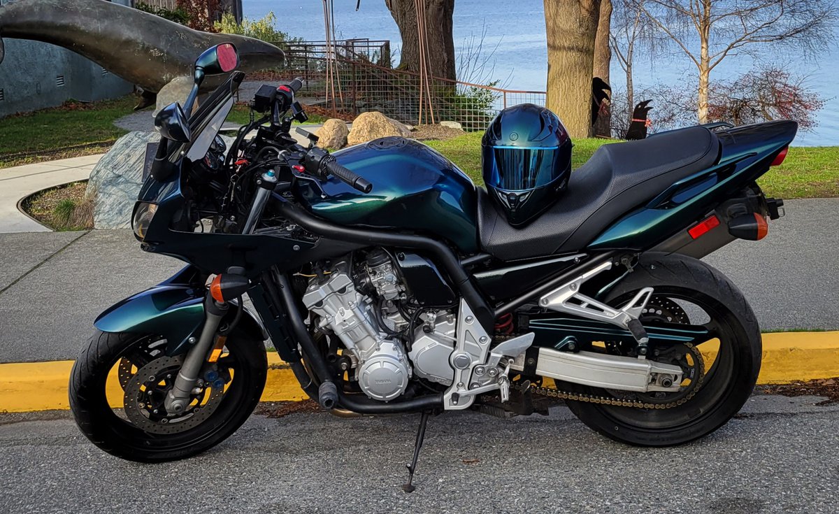 aredeff's tweet photo. @VoxGeorge @theta2 I took this today 🤘🍻 https://t.co/LftPdUNPdk