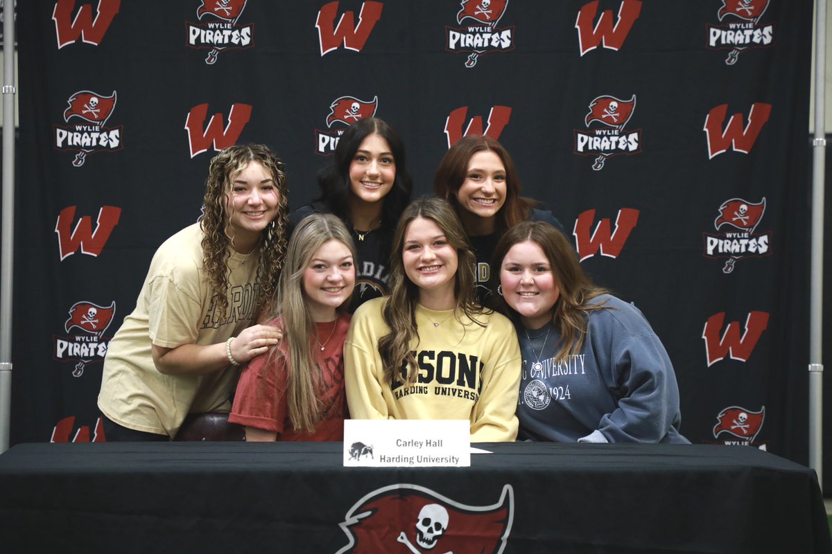 carleyhall51's tweet photo. It’s official! @HardingSports https://t.co/OmltLTZcul