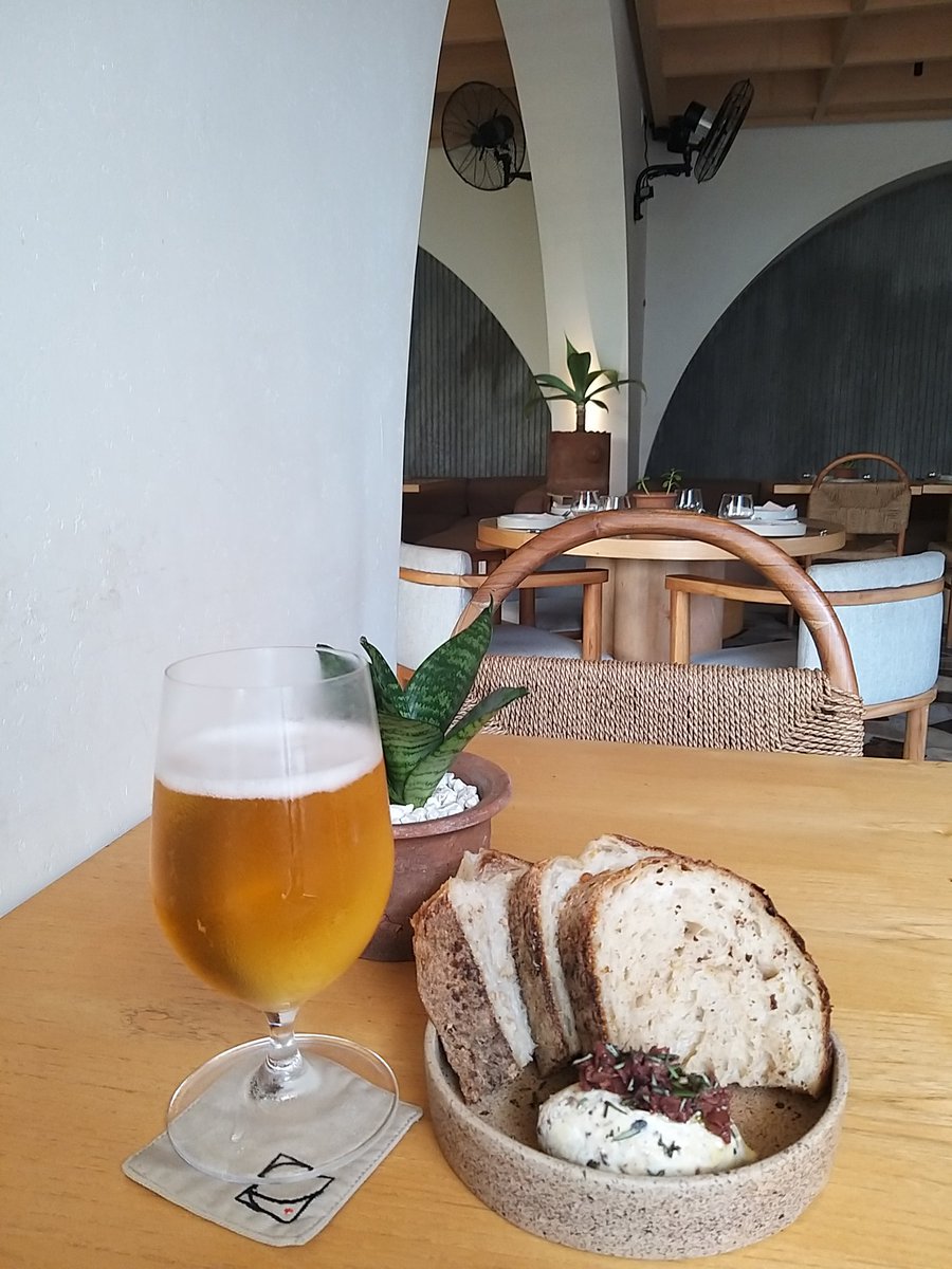 #formaldining #finedine #finedining #balifinedining #baliformalrestaurant #fusion #bali #luxurybali #porkcheek #sourdough #lunch #canggu #beer #bar #バリ島 #グルメ #おまかせ #フュージョン #バリ島 #ラグジュアリーバリ #サワードゥ #ランチ #チャングー #ビーチレストラン #ビール #バー