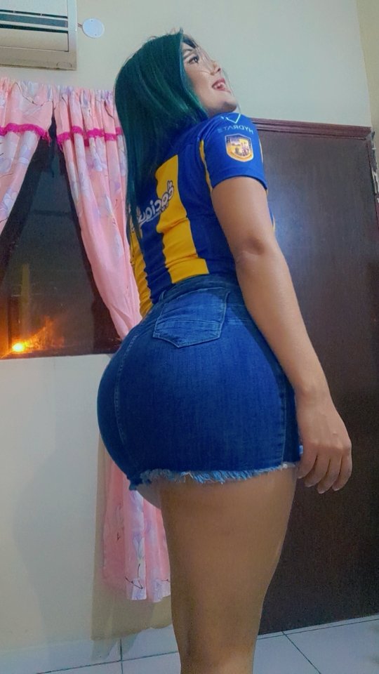 LUZKARINAFaria2's tweet photo. Donde nos reunimos los que no tenemos aún entradas para el viernes!!!!! 🇺🇦🥲 https://t.co/j2PNVxwT6k
