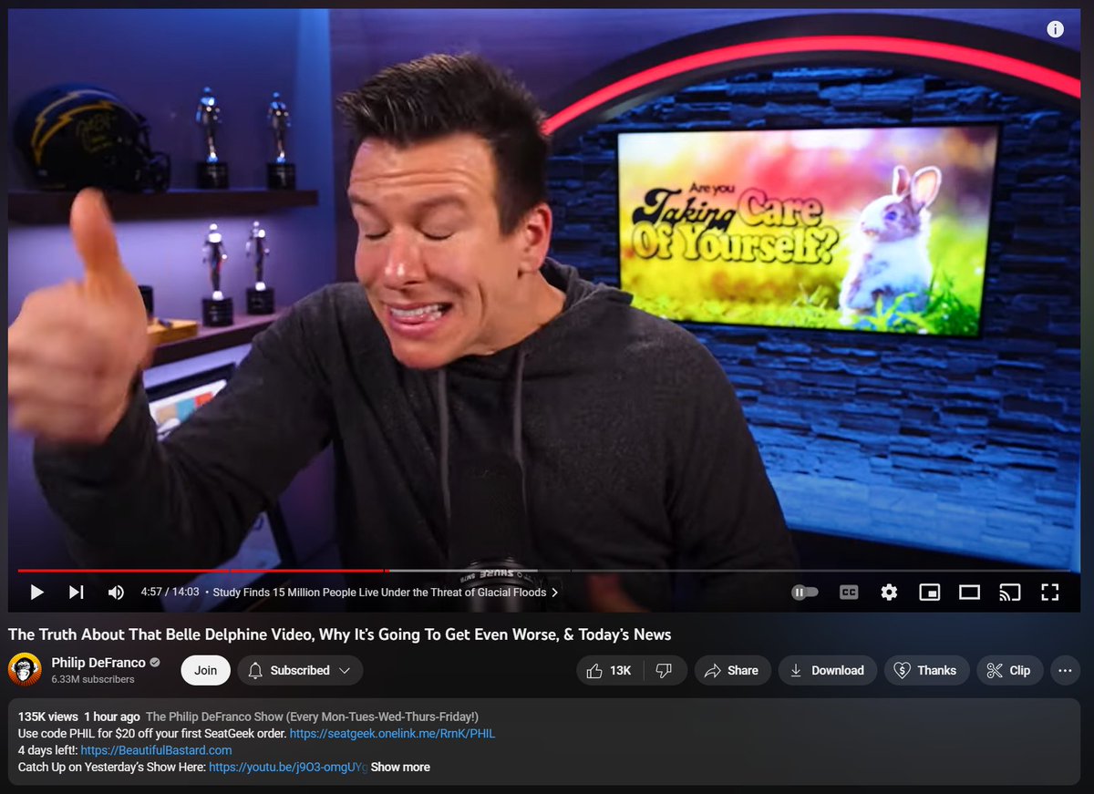 fallendragon25's tweet photo. @PhillyD When you pause today's PDS in a weird spot... https://t.co/ghqpPXFV9o