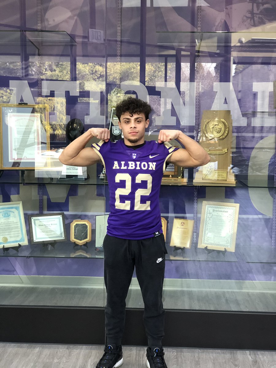 Tyler Griffin tweet media