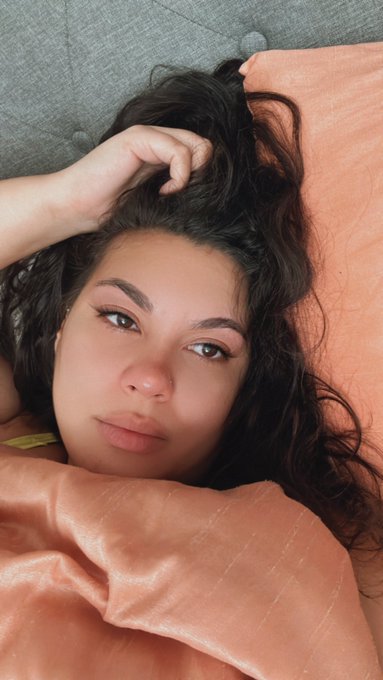I need to be f*cked and cuddled ?? ❤️ ?? https://t.co/epZDppfjPz