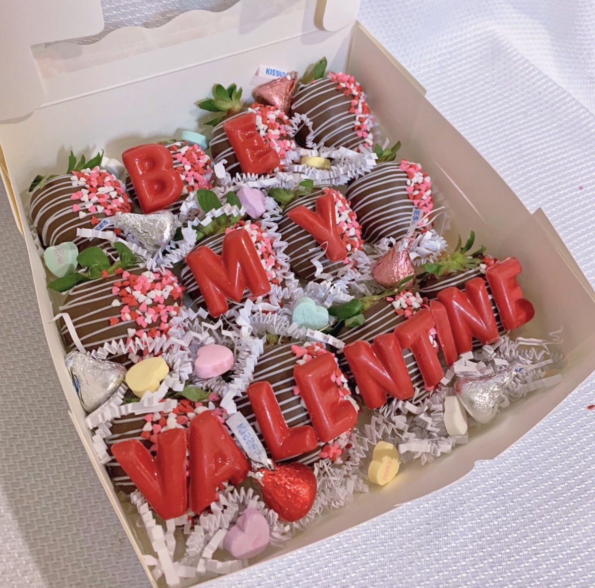 confectionsco's tweet photo. Have you asked your girl yet or do I have to?

https://t.co/lvCvt7S8Bb https://t.co/Ew228tcqca