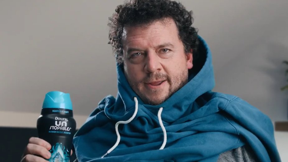 Little Black Book tweet media