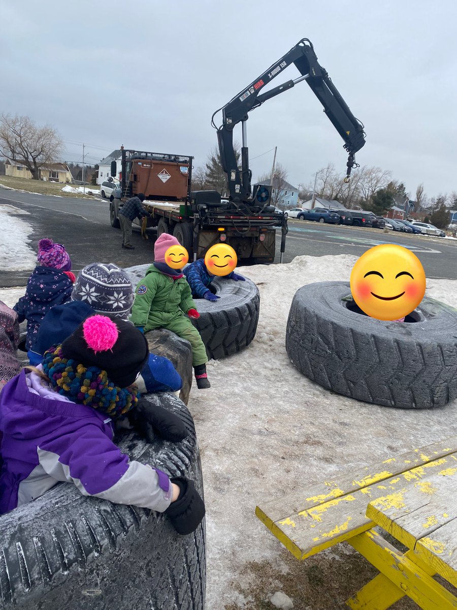 landry71's tweet photo. We have such an amazing community. These big tires were donated to our program. The children LOVED climbing!  @DSES_school @HRCE_NS #community #riskyplay #outsideplay #nspreprimary https://t.co/6LsY8hXhMN