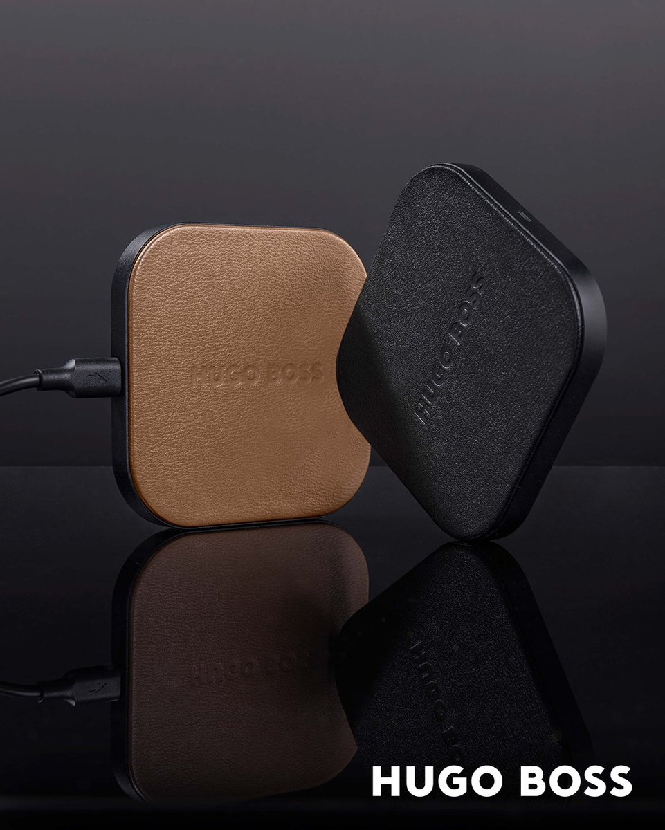 b2bgifts's tweet photo. A new version of our wireless charger is available, celebrating the iconic HUGO BOSS rebranding with matt black metal accents and luxurious pebble grain PU finishings.
#hugoboss #hugobosswireless #iconic #wirelesscharger #androidphone #iphone #Q1 #desktopitems #typec #travel https://t.co/CP3m6Iizdi