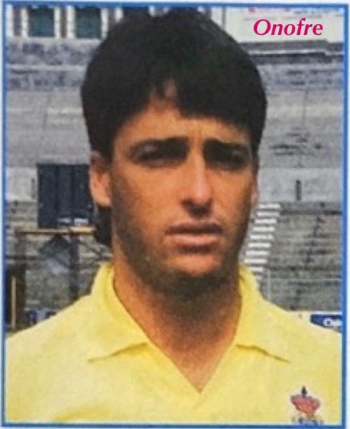 #MemoriaUDLP
Hoy cumple 56 años Onofre del Rosario Oliva (09/02/1967). El galdense fue jugador del primer equipo de la @UDLP_Oficial durante 3 temporadas, (de 1987 a 1990), con 73 partidos y 3 goles. Continuó su trayectoria en el @MalagaCF, @GranadaCdeF, @U_D_Almeria y UD Gáldar.