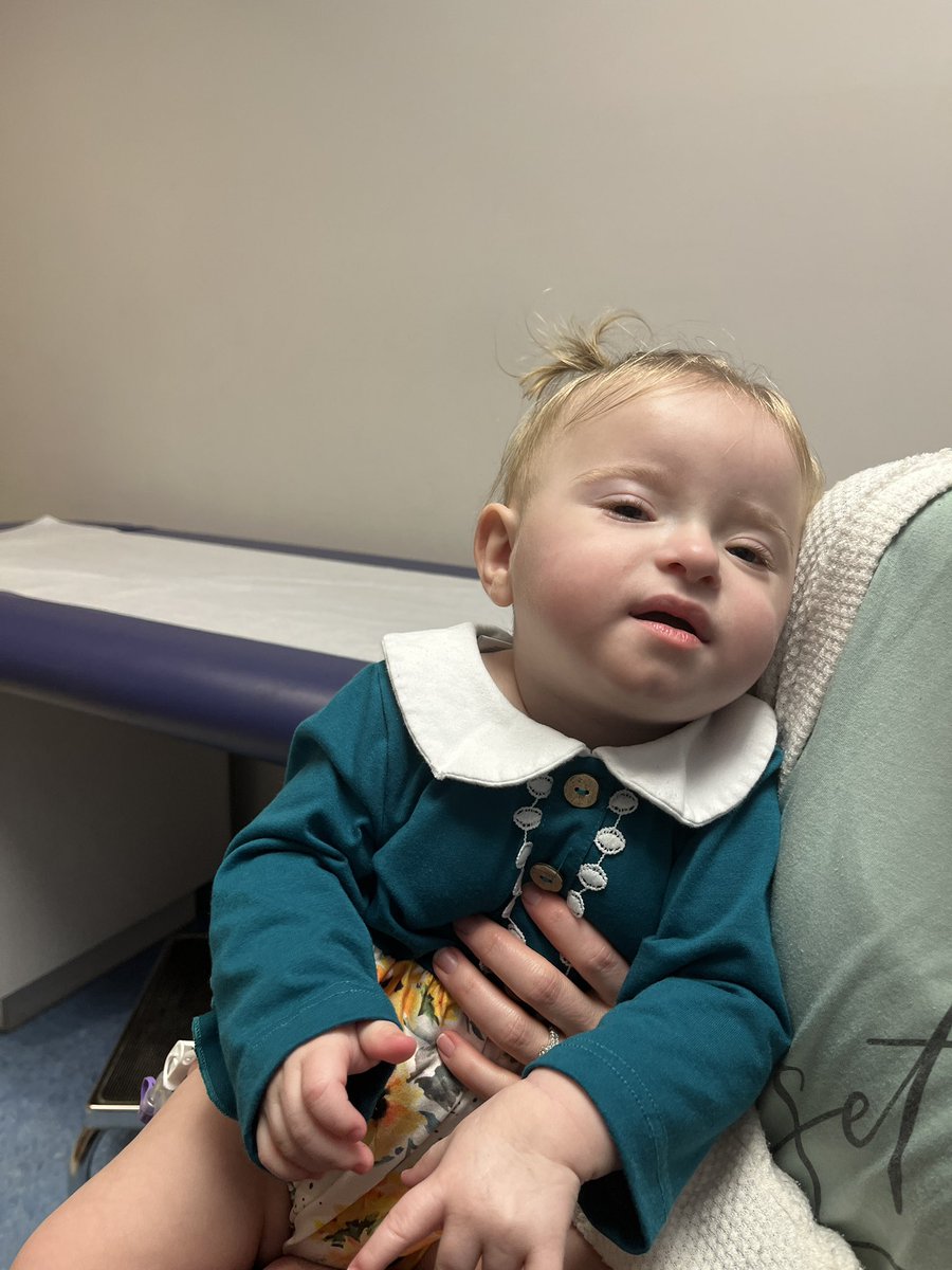 Dson1305's tweet photo. Long day. Love ya. #FightLikeOG https://t.co/h8vER5K8Zt
