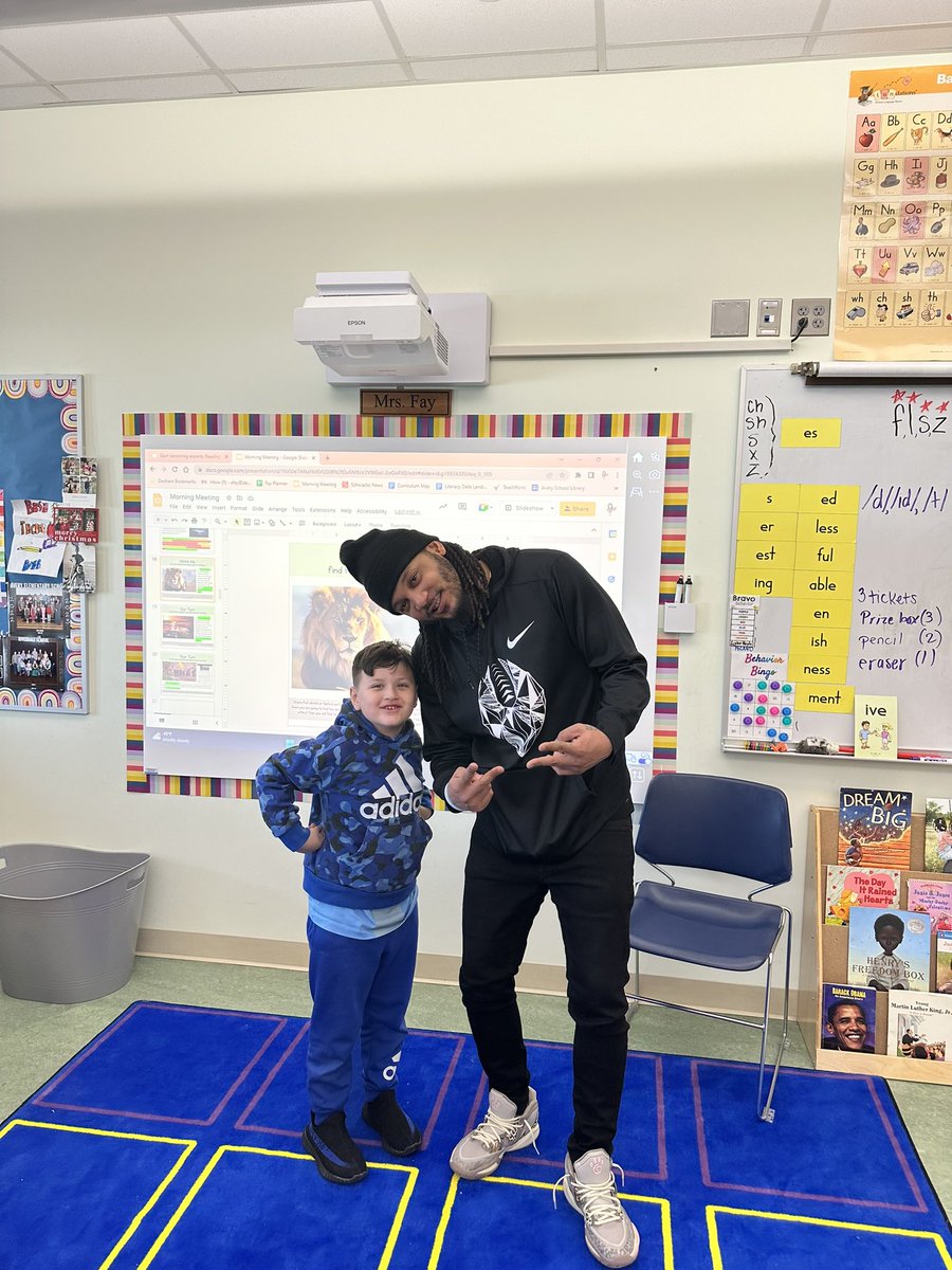 DPSAveryES's tweet photo. It was so nice of Derek to invite his uncle @PatrickChung23 to visit his classmates in Ms. Fay’s 2nd grade classroom. Thanks for coming to hang out and talk with us, Patrick!! Come back anytime!!

@DedhamSchools @Patriots https://t.co/9EOKBd4sdo