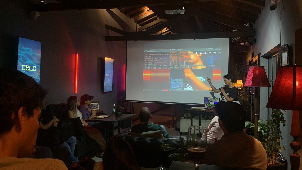 0xj4an's tweet image. Exclusive in #Medellín #livecoding 🔥🤟🎧by @noisk8 and @platohedro at @HASHHOUSECLUB